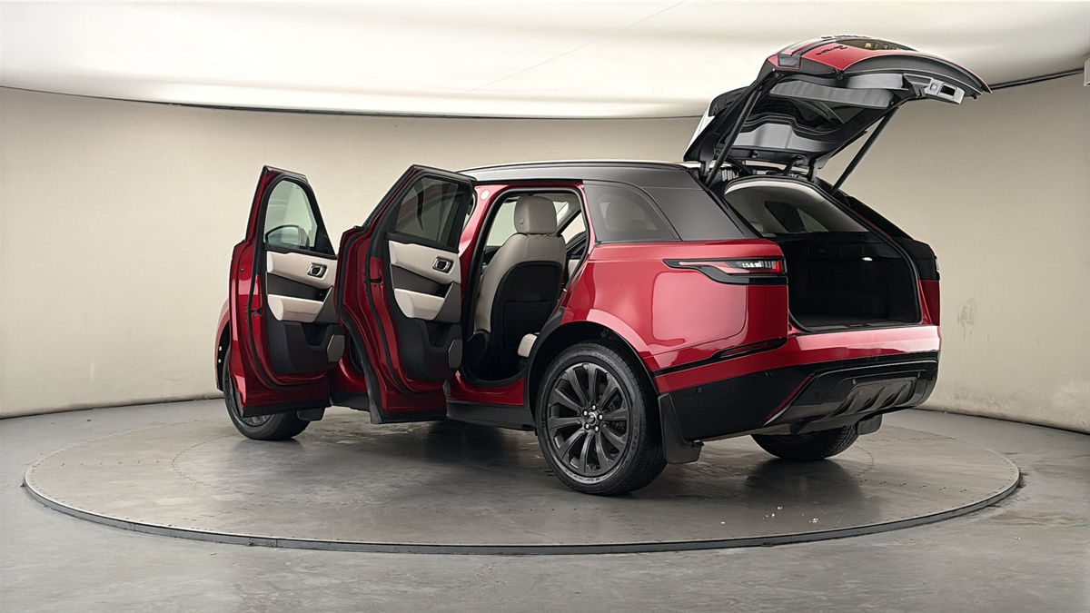 More views of Land Rover Range Rover Velar