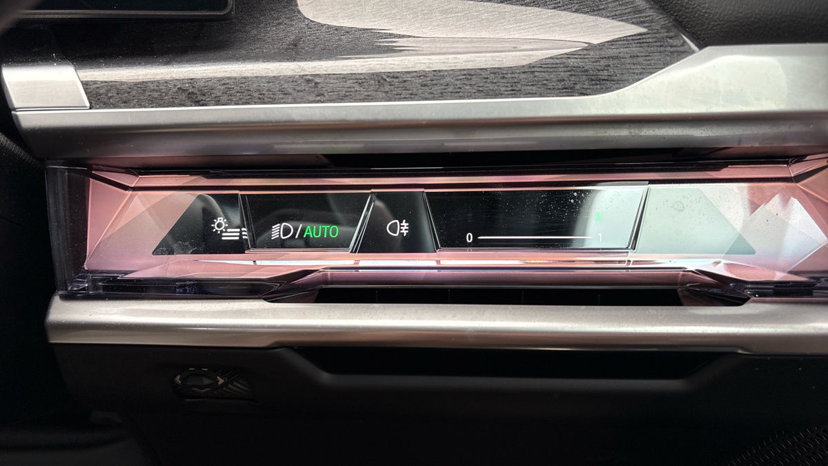 BMW i7 Image 38