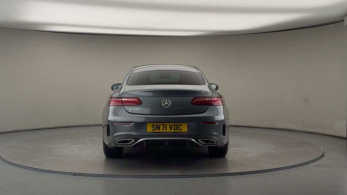 Mercedes-Benz E Class Image 4