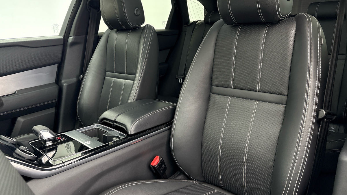 Land Rover Range Rover Velar Image 7