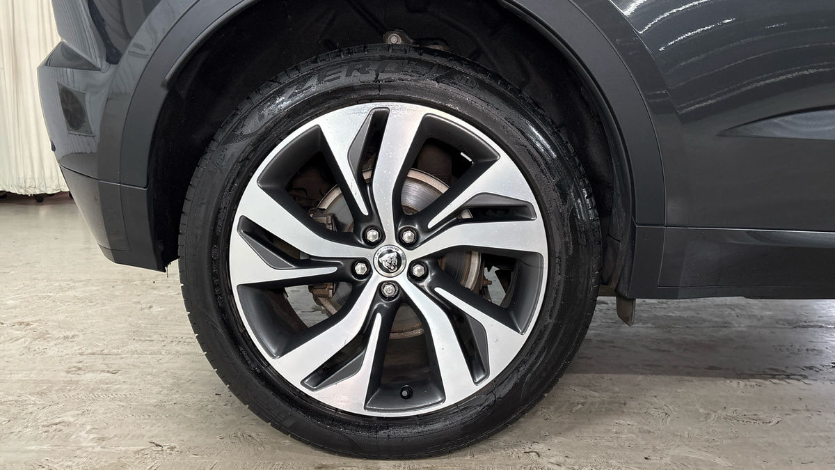 2023 Jaguar E-PACE 2.0 D204 MHEV R-Dynamic SE Black SUV 5dr Diesel
