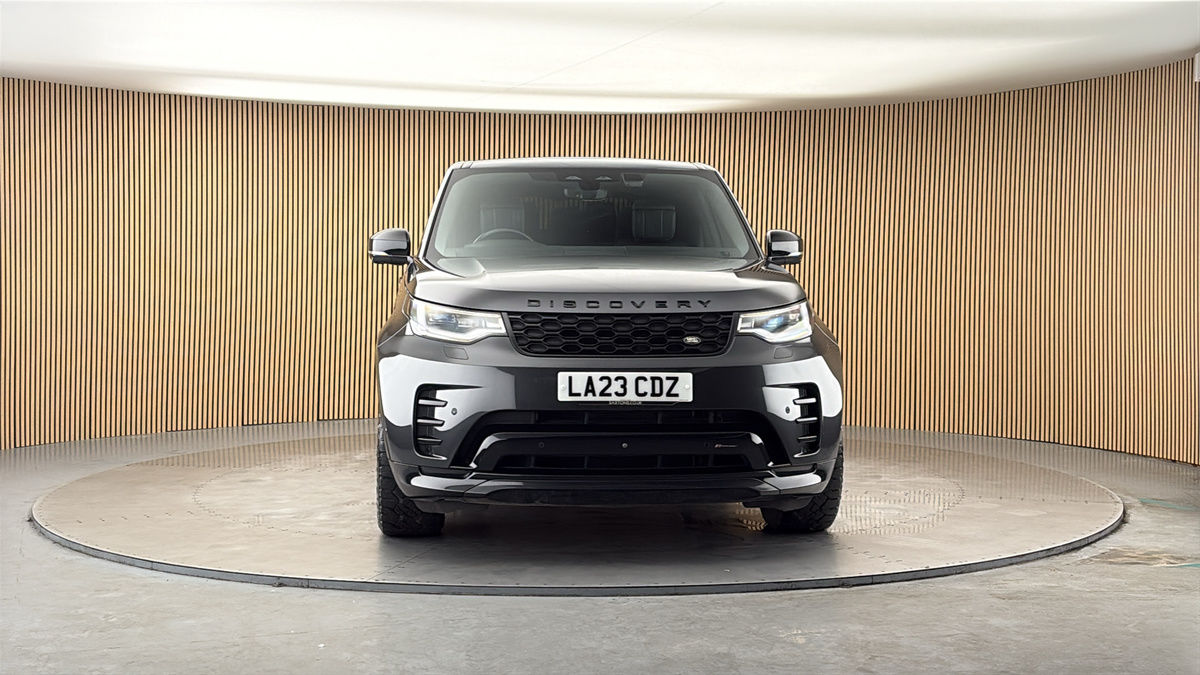 More views of Land Rover Discovery