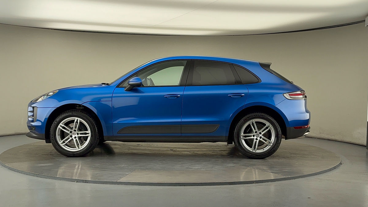 Porsche Macan Image 15