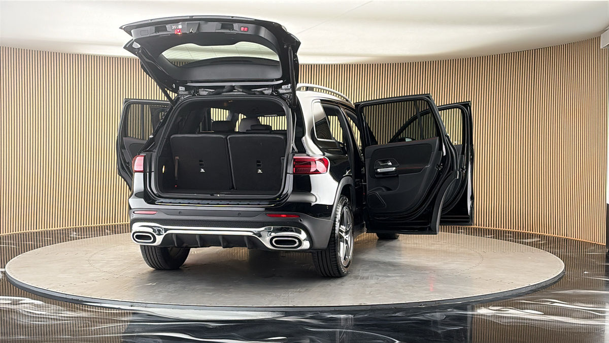 More views of Mercedes-Benz GLB