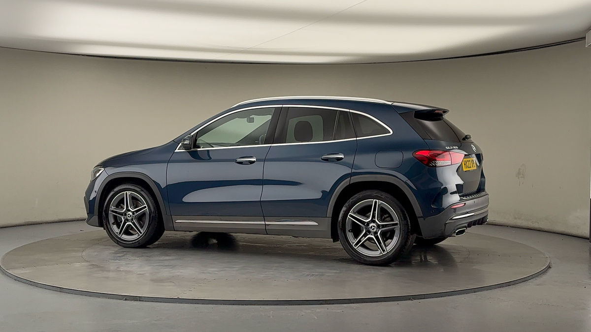 More views of Mercedes-Benz GLA