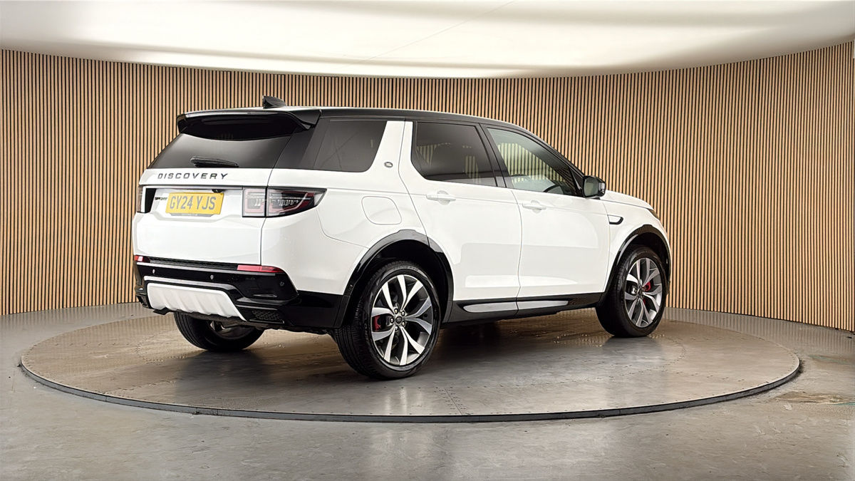 Land Rover Discovery Sport Image 21