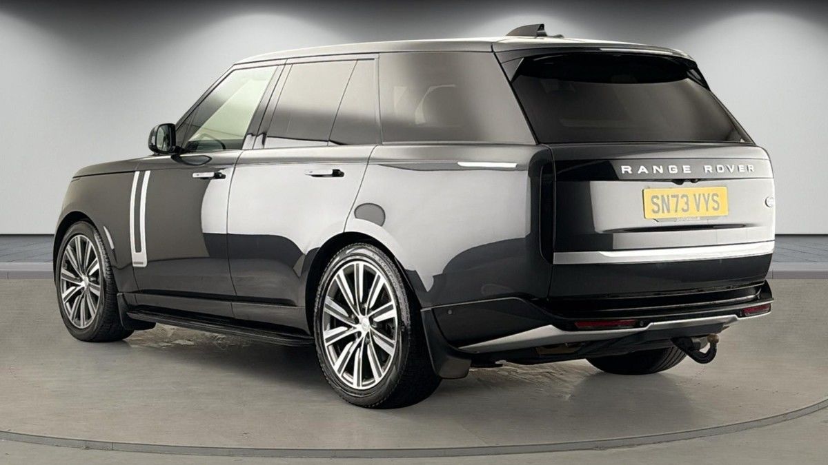 Land Rover Range Rover Image 2