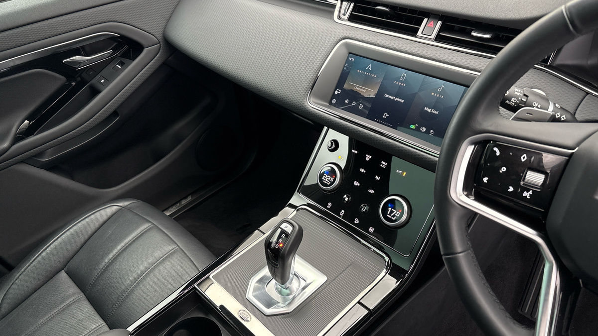 Land Rover Range Rover Evoque Image 18