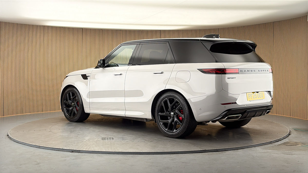 More views of Land Rover Range Rover Sport