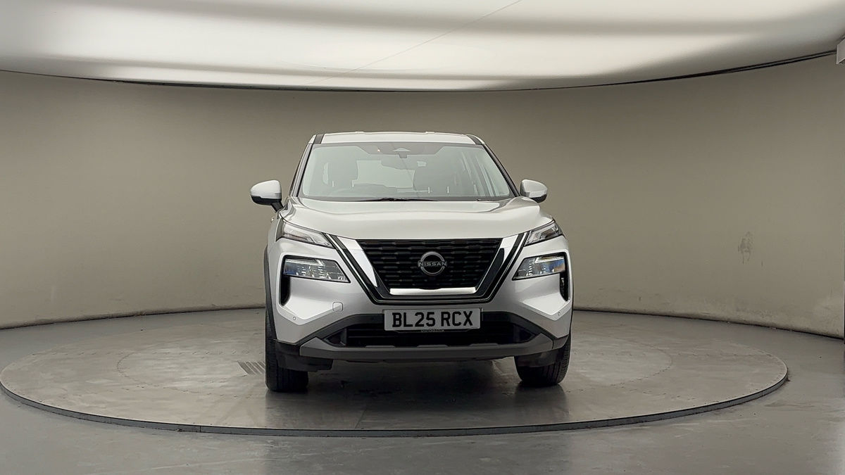 More views of Nissan X-Trail