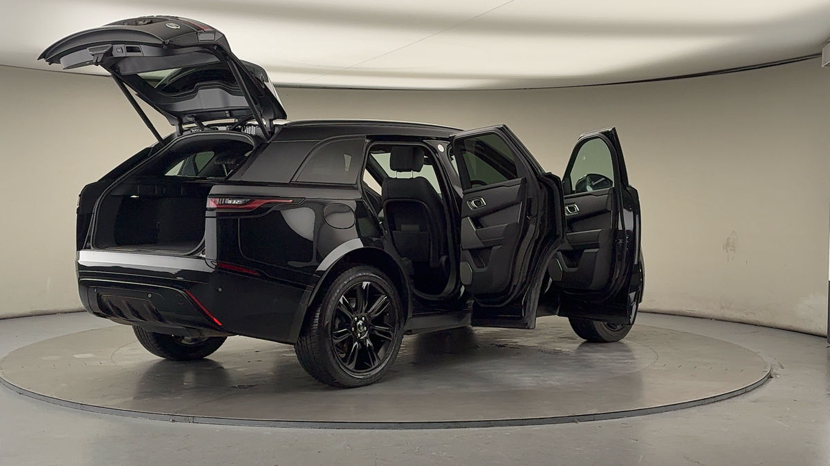 More views of Land Rover Range Rover Velar