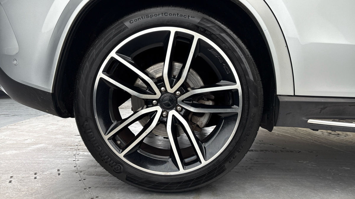 Mercedes-Benz GLE Image 10