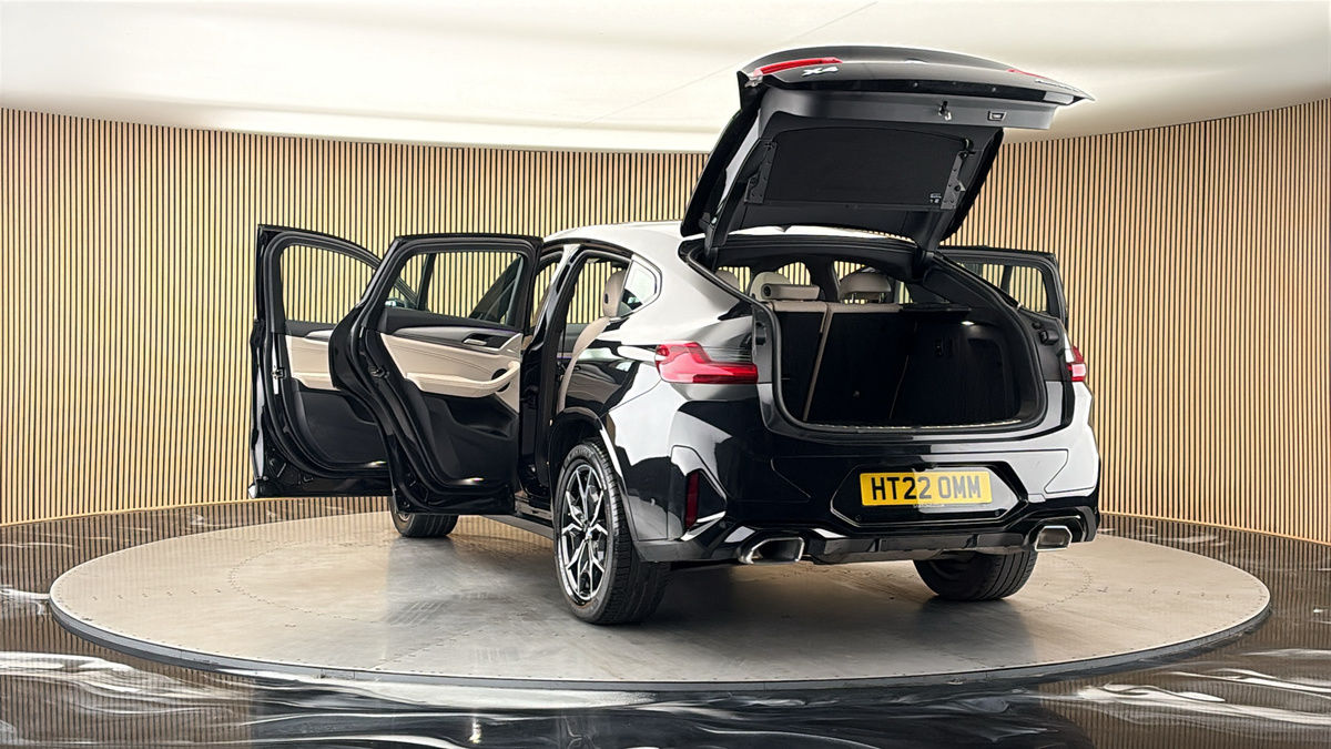 More views of BMW X4