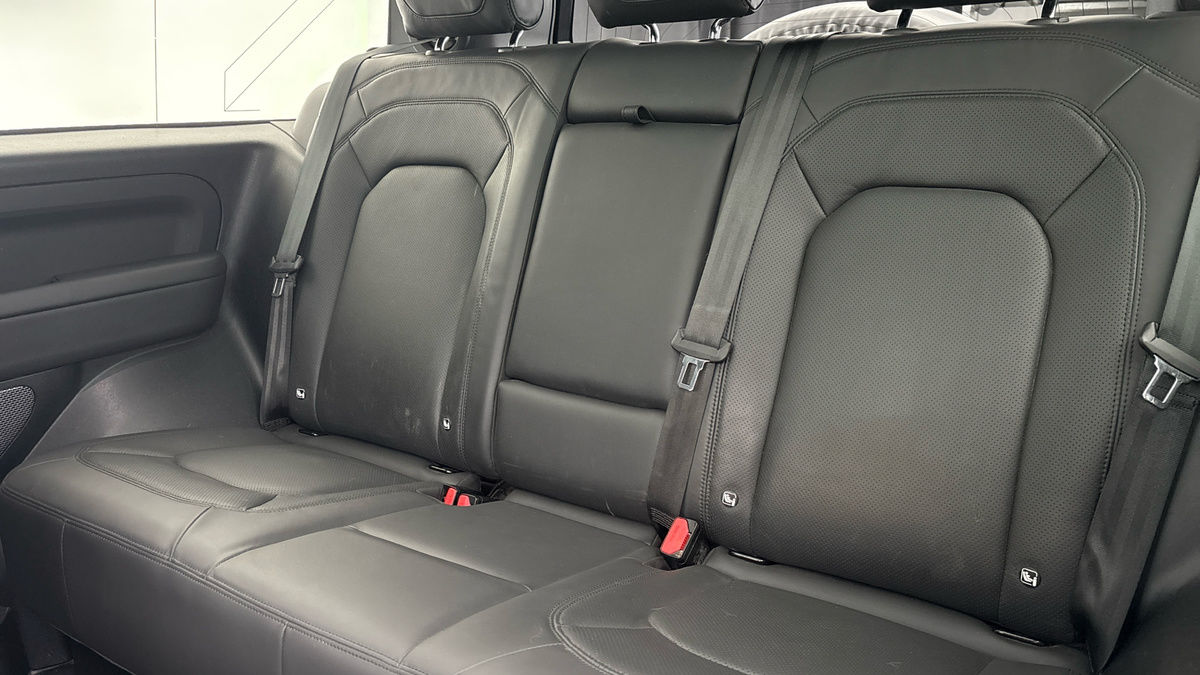 Land Rover Defender 90 Urban Image 8