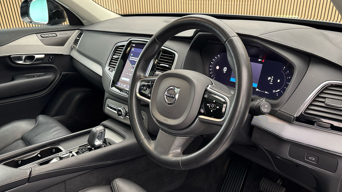 Volvo XC90 Image 5