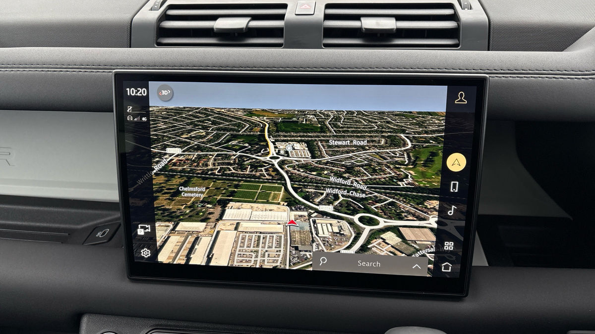 Land Rover Defender 110 Urban Image 17