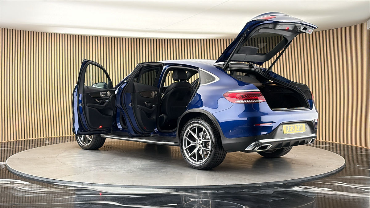 More views of Mercedes-Benz GLC