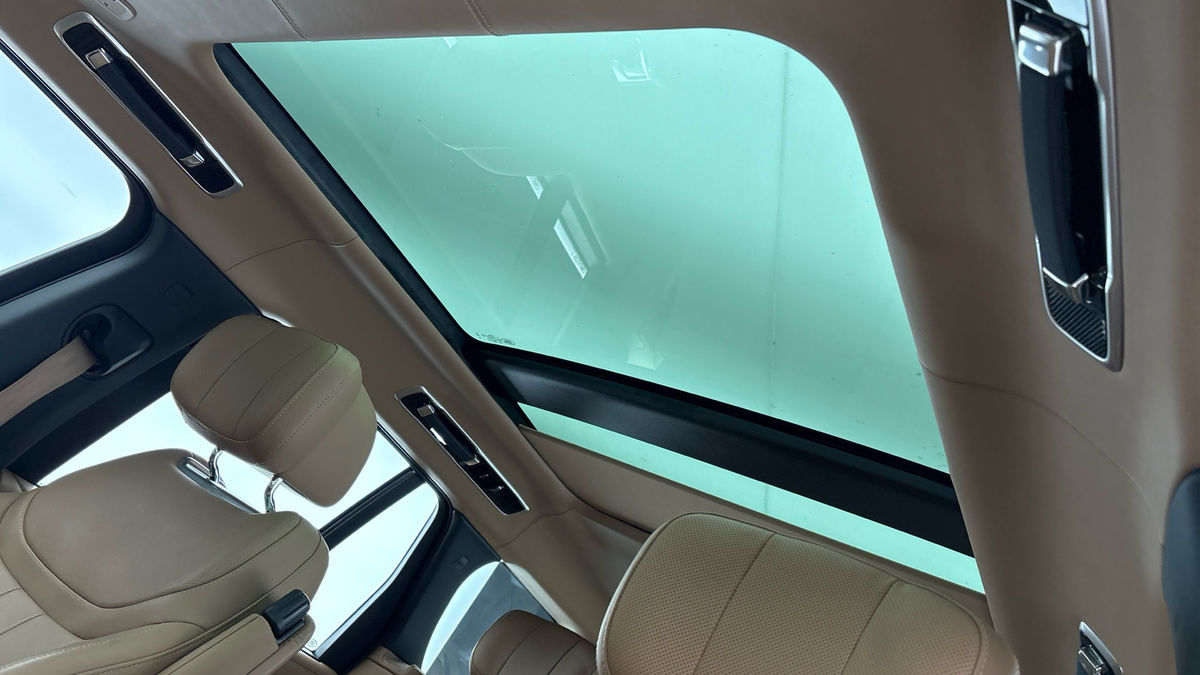 Land Rover Range Rover Image 6