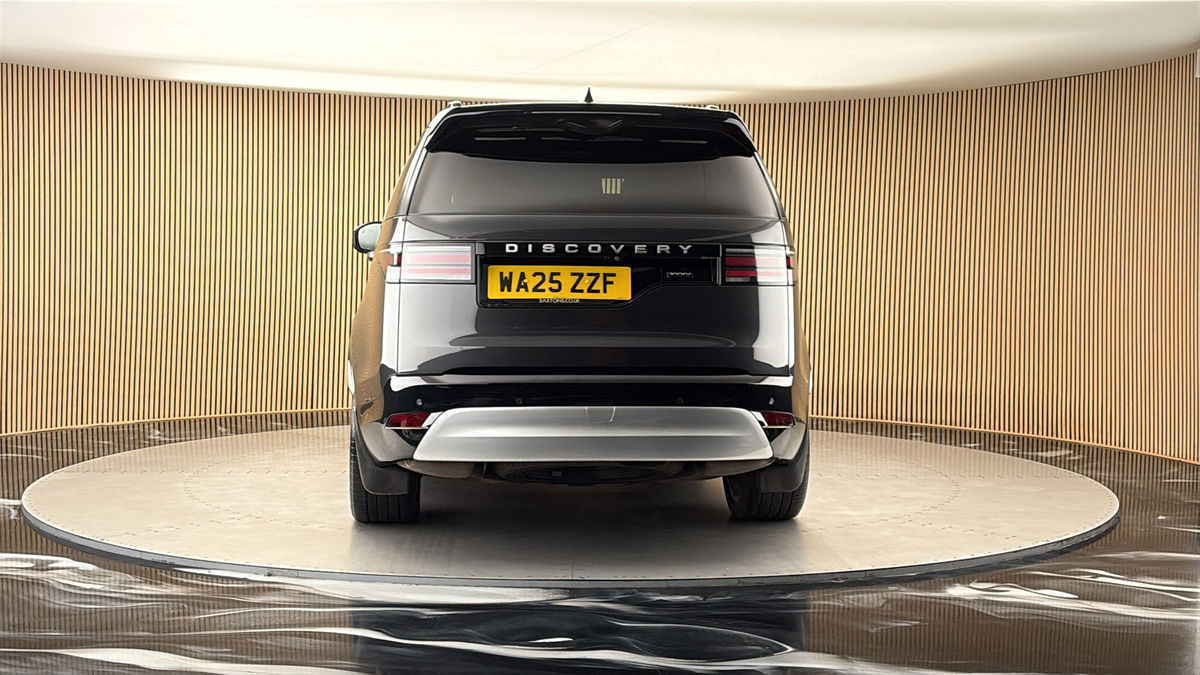 More views of Land Rover Discovery