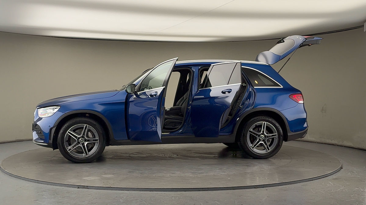 More views of Mercedes-Benz GLC