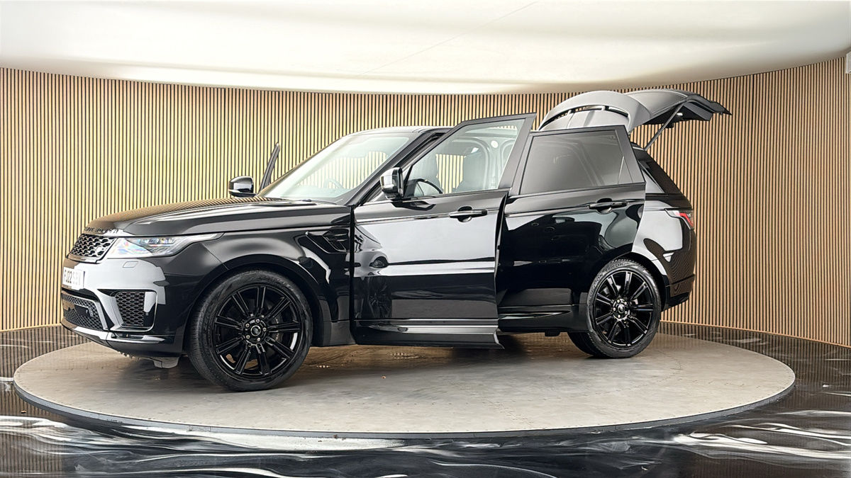 More views of Land Rover Range Rover Sport