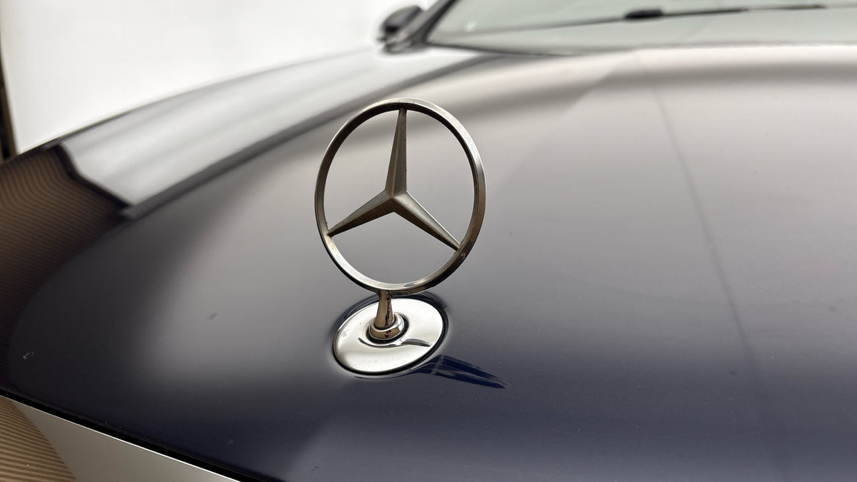 Mercedes-Benz S Class Image 24
