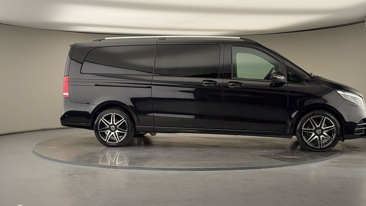 More views of Mercedes-Benz V Class