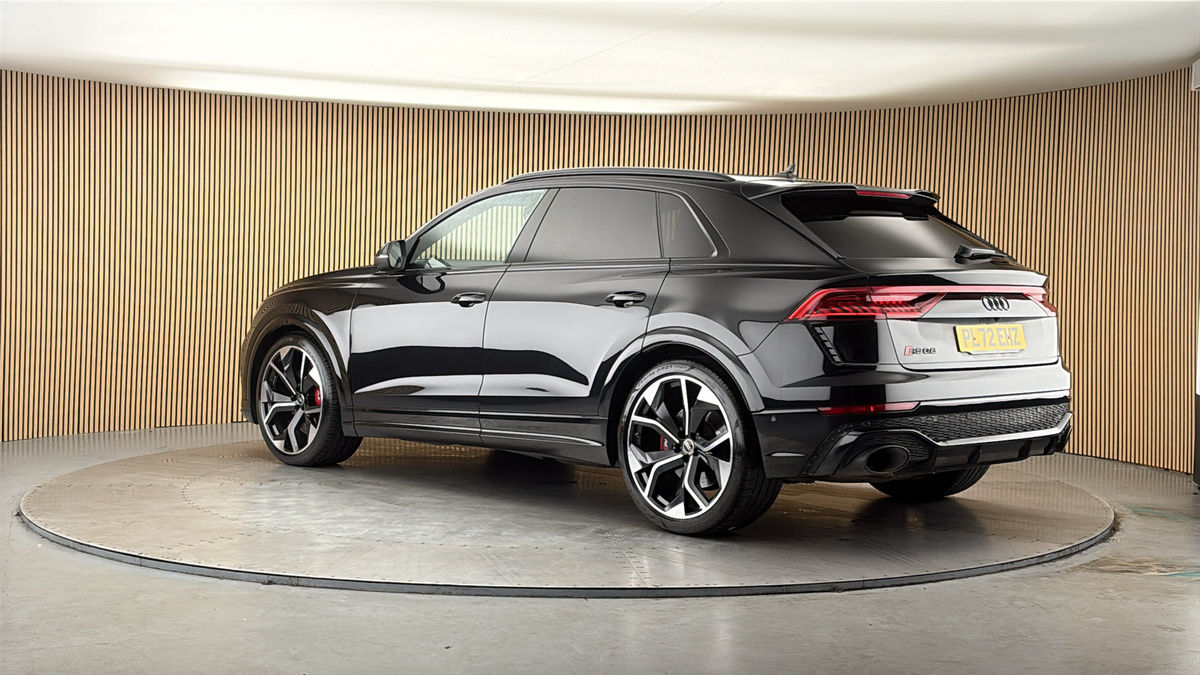 More views of Audi RSQ8