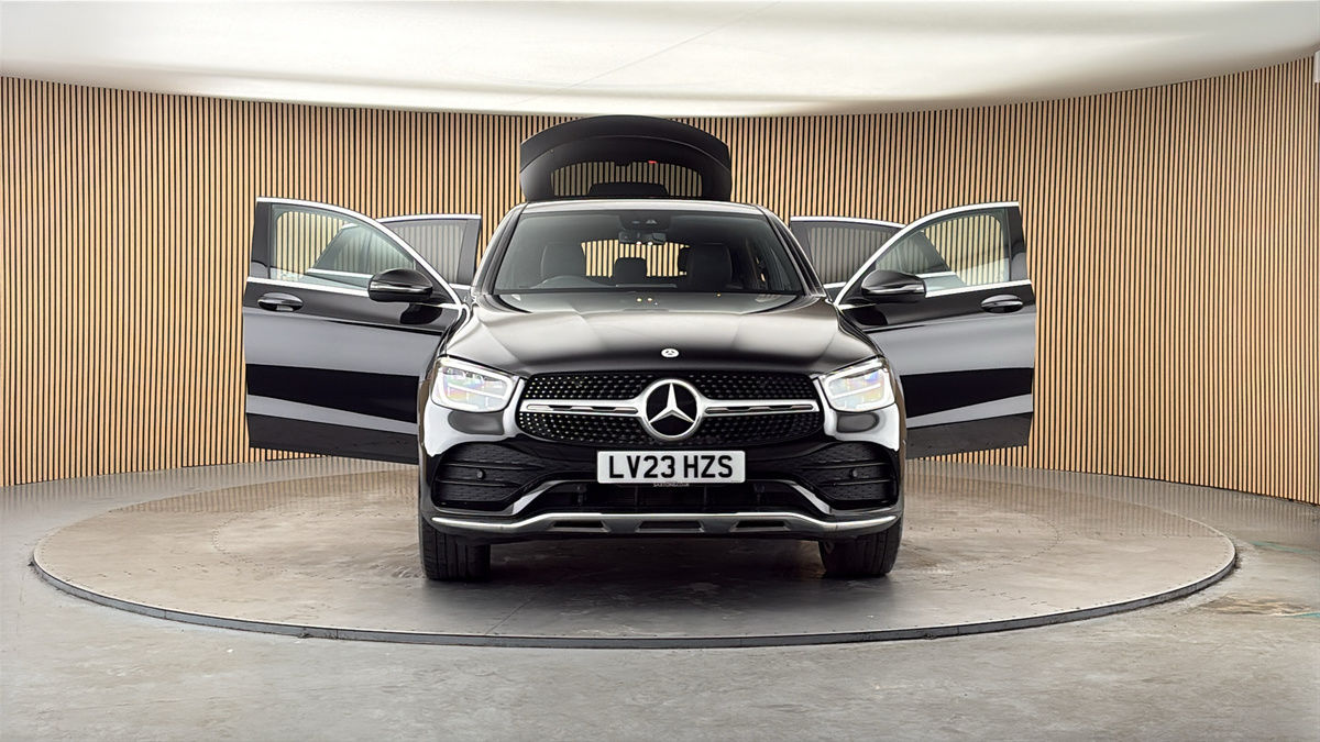More views of Mercedes-Benz GLC