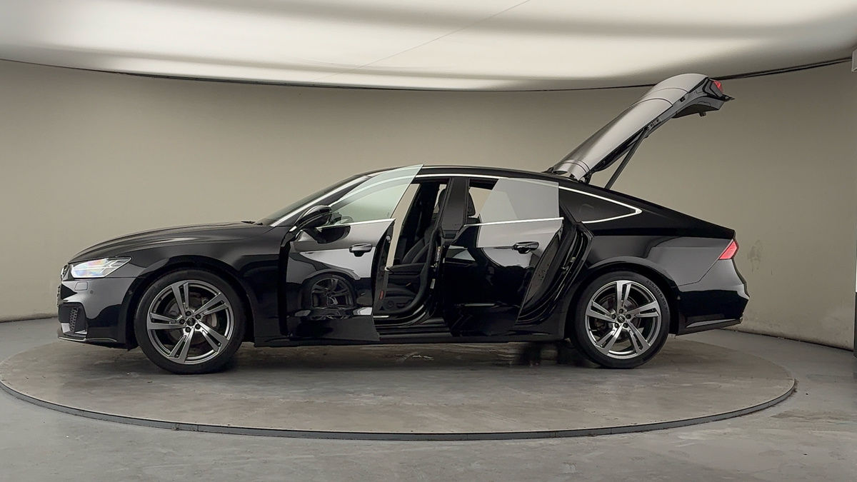 More views of Audi A7