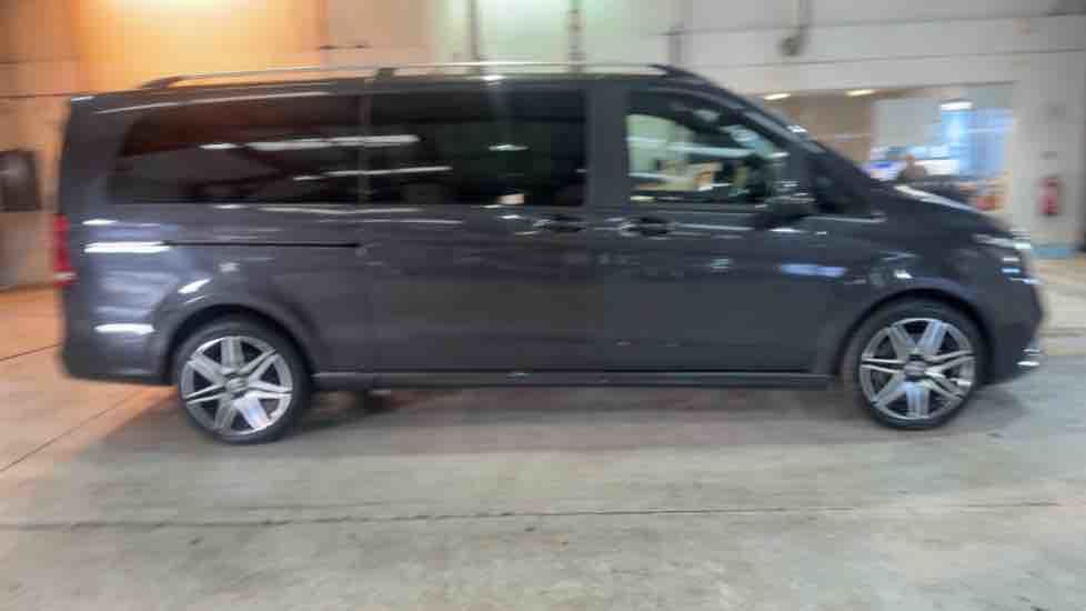 More views of Mercedes-Benz V Class