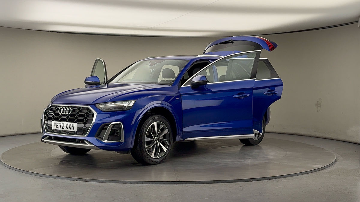 More views of Audi Q5