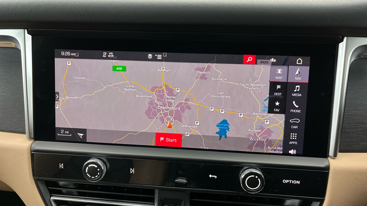 Porsche Macan Image 17