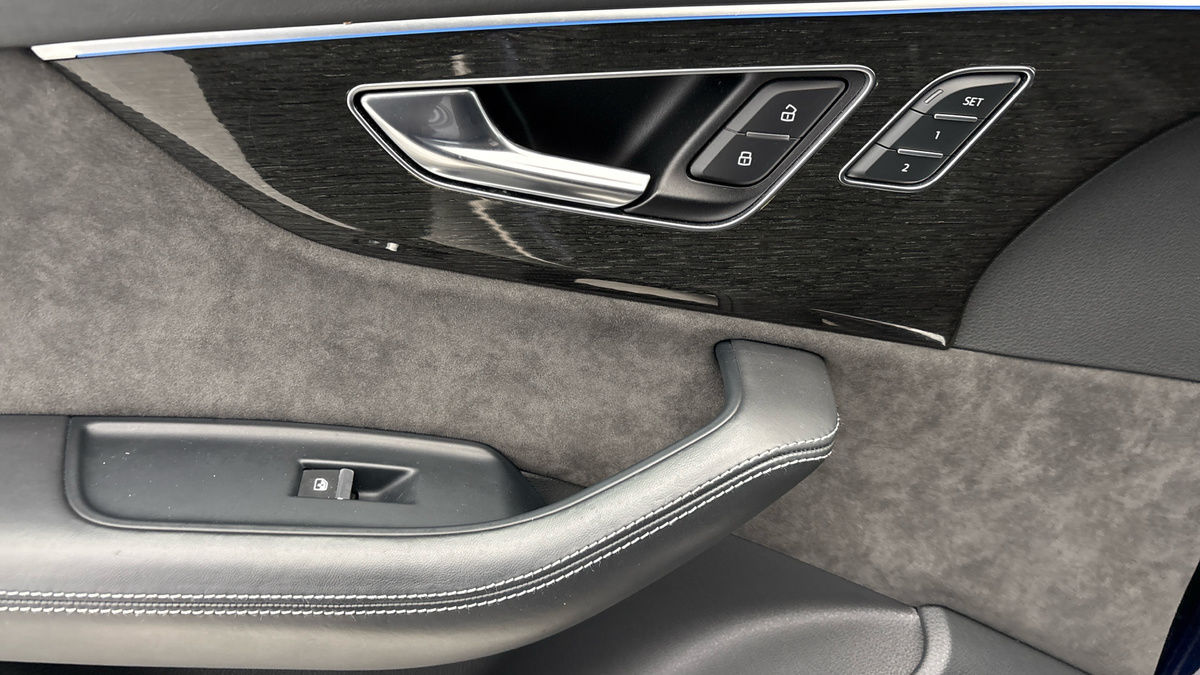 Audi Q7 Image 19