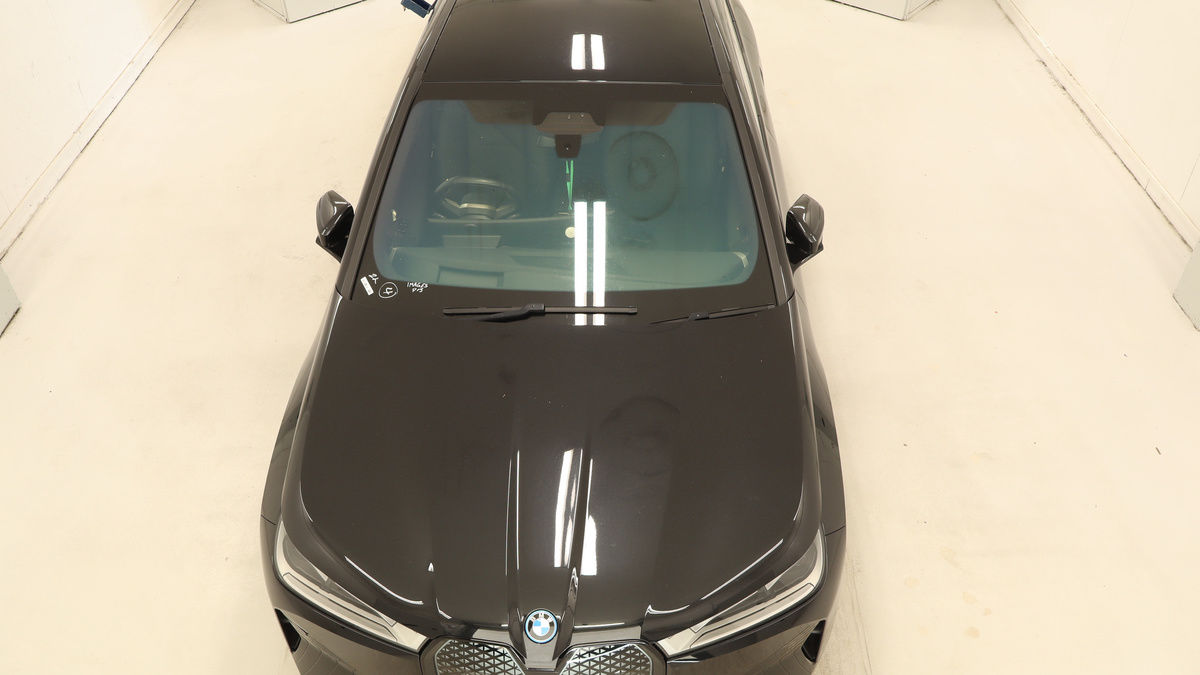 BMW iX Image 7