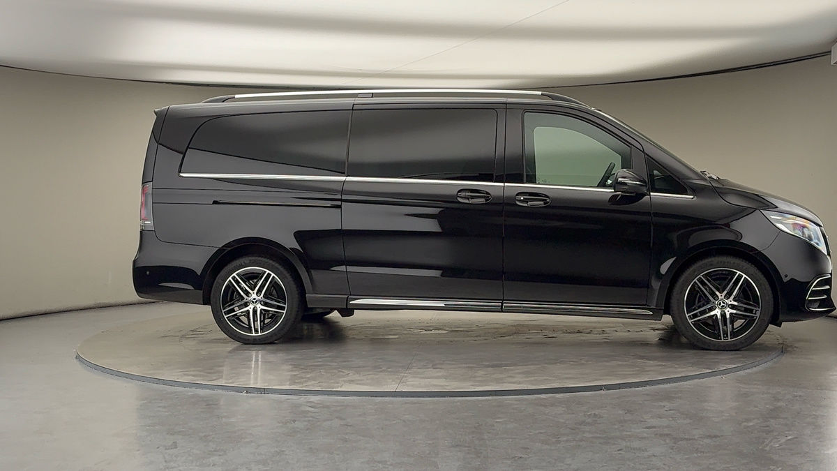 More views of Mercedes-Benz V Class