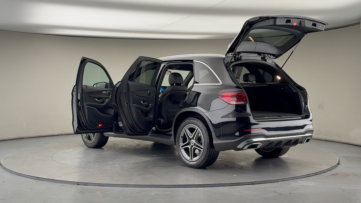 More views of Mercedes-Benz GLC