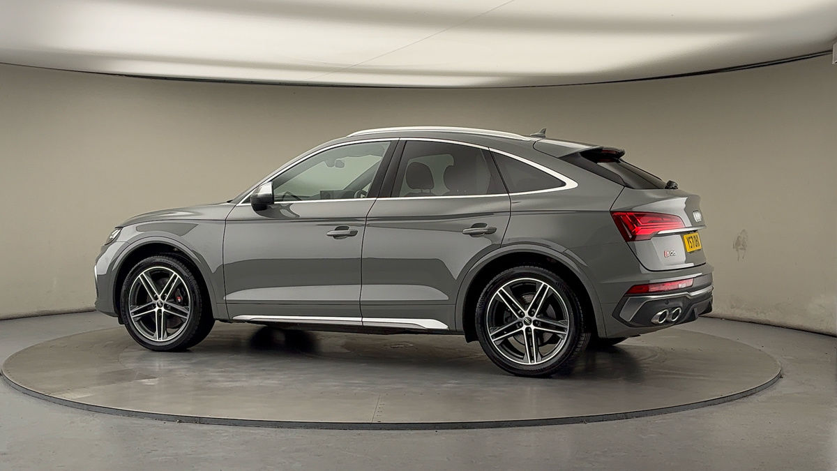 More views of Audi SQ5