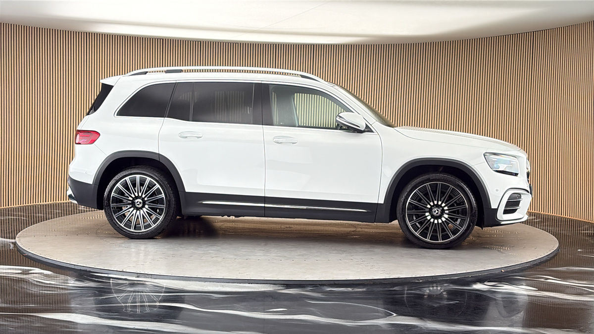 More views of Mercedes-Benz GLB