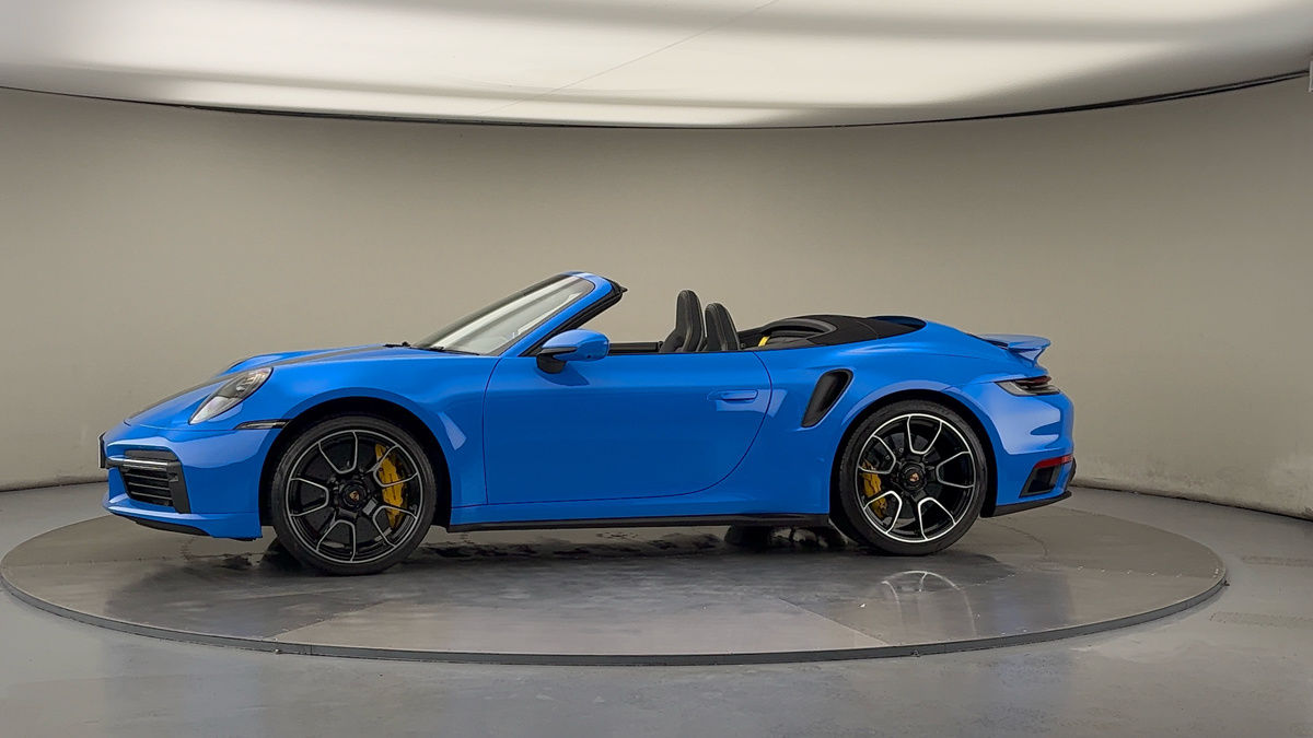 More views of Porsche 911