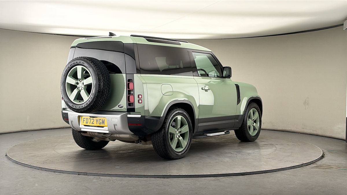 More views of Land Rover Defender 90