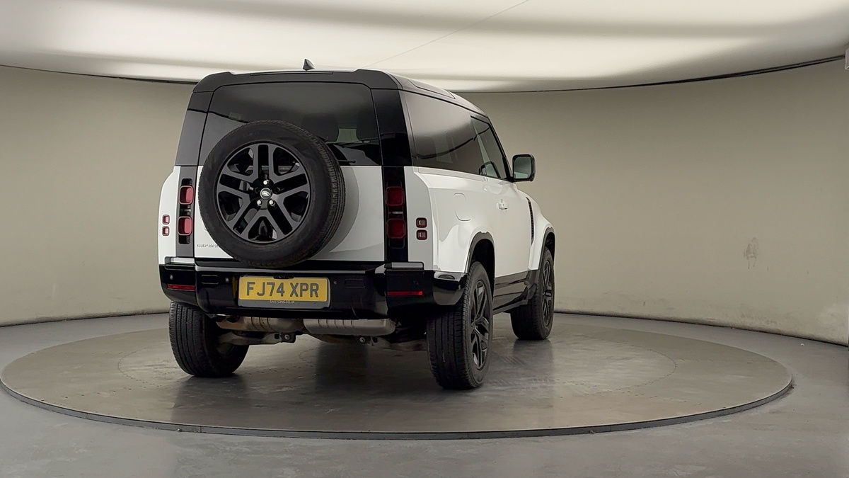 More views of Land Rover Defender 90