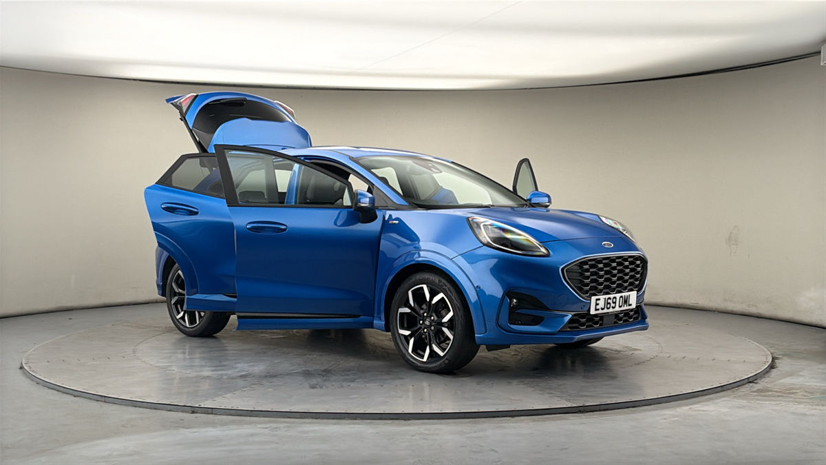 More views of Ford Puma