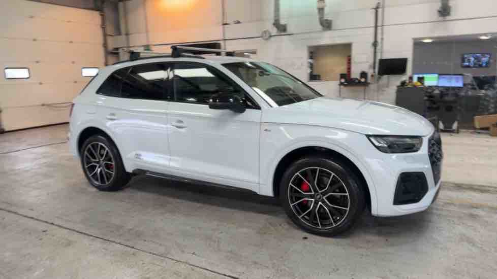 More views of Audi Q5
