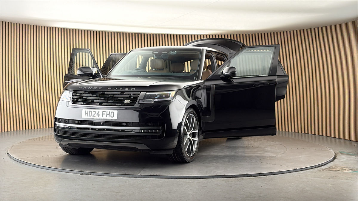 More views of Land Rover Range Rover