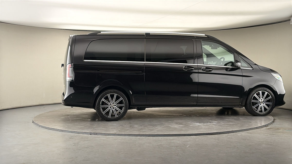 More views of Mercedes-Benz V Class