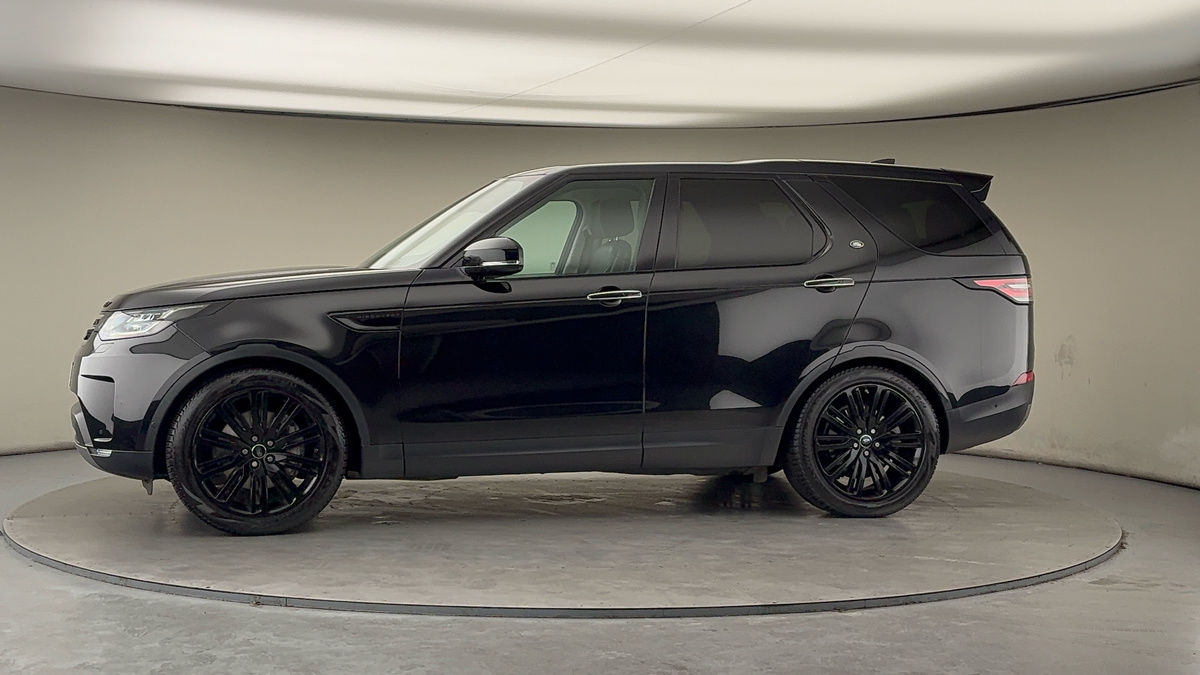 More views of Land Rover Discovery