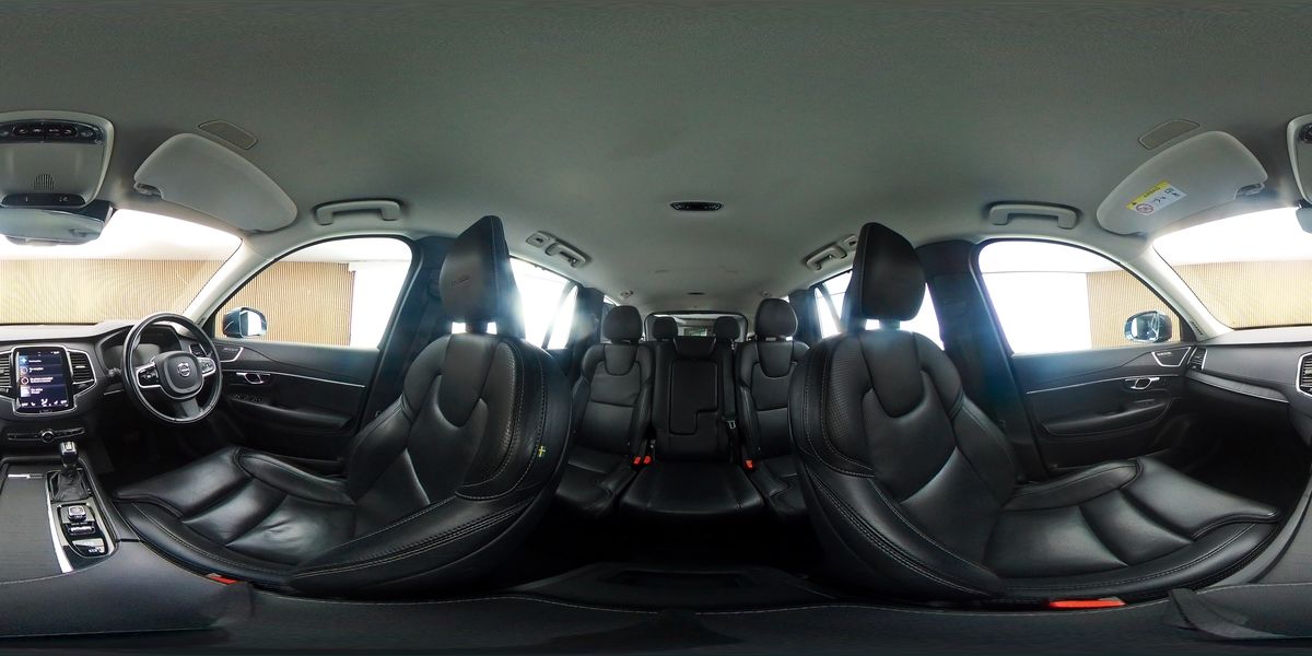 More views of Volvo XC90