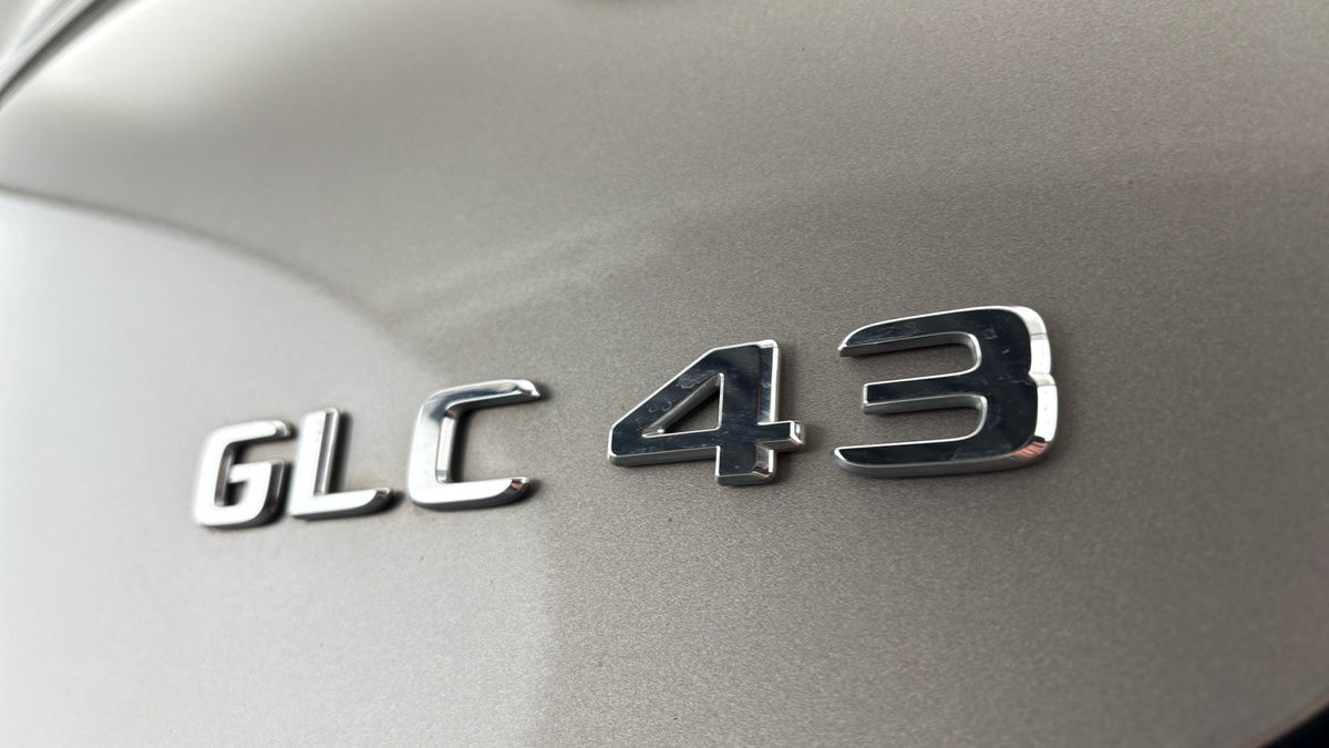 Mercedes-Benz GLC Image 29