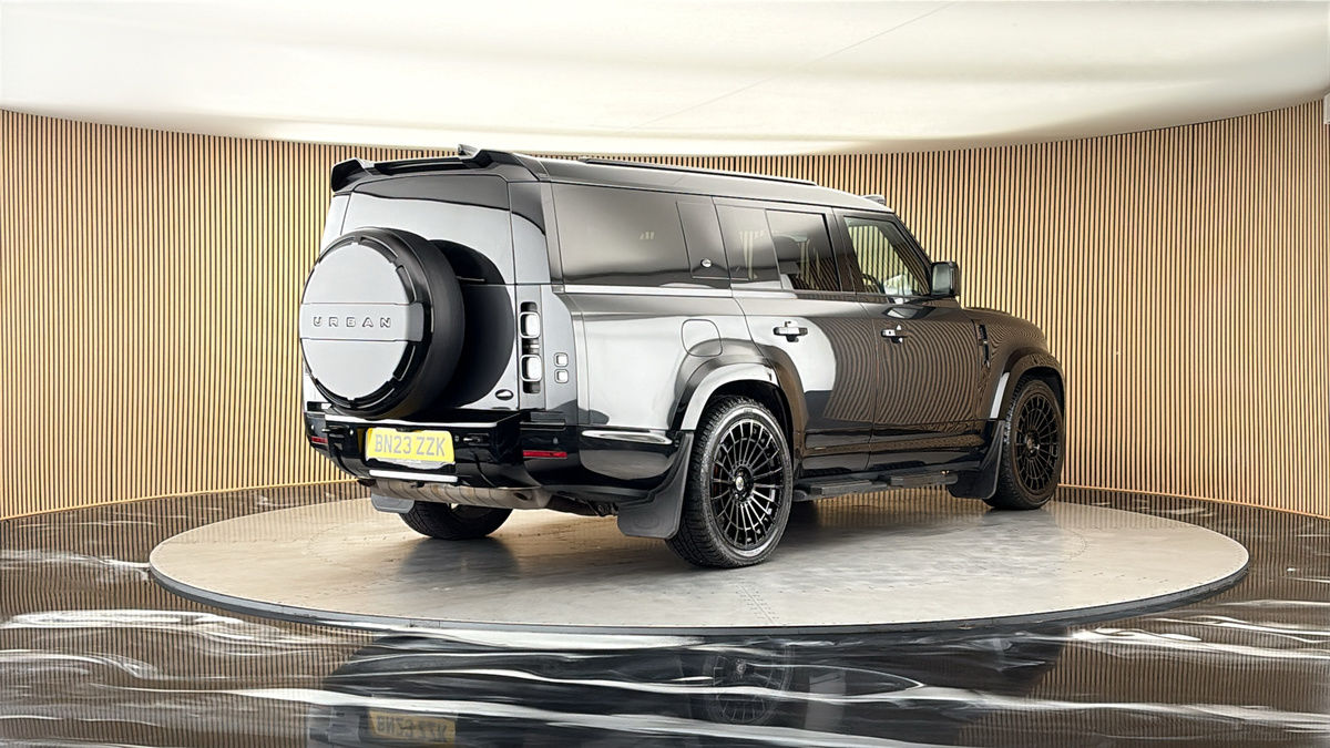 More views of Land Rover Defender 130